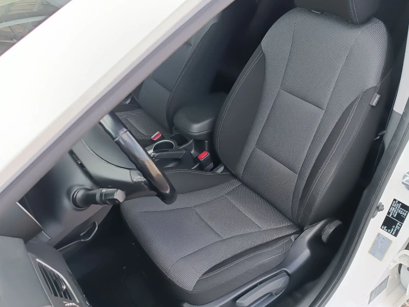 Hyundai I30 1.6 GDI, снимка 8 - Автомобили и джипове - 50071760
