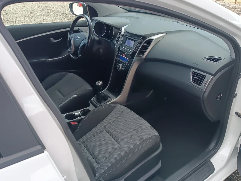 Hyundai I30 1.6 GDI, снимка 10 - Автомобили и джипове - 50071760