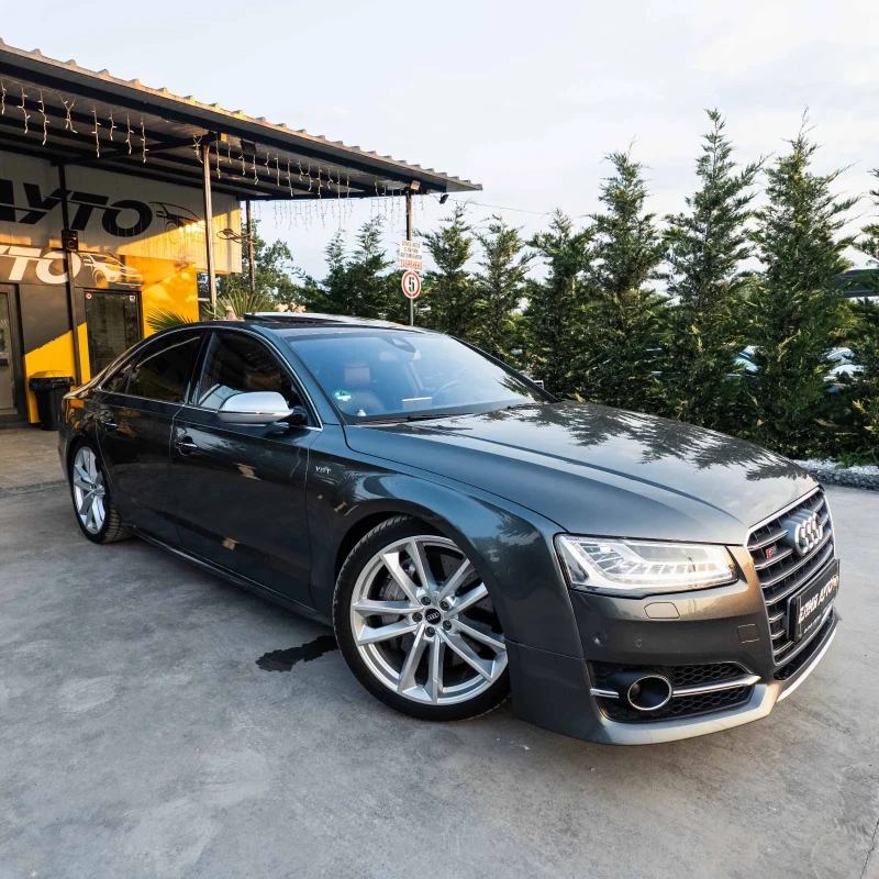 Audi S8 PLUS CARBON CERAMIC 700HP+ + MATRIX B&O ЛИЗИНГ 100, снимка 4 - Автомобили и джипове - 50663009