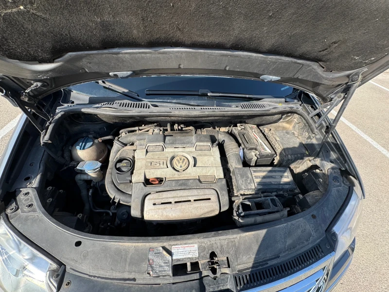VW Touran 1.4 TSI, снимка 12 - Автомобили и джипове - 51251063