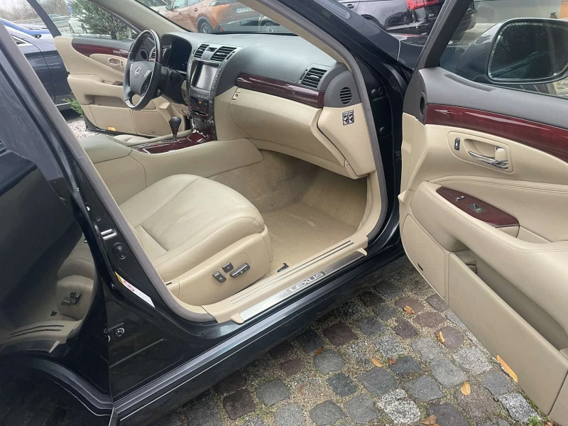 Lexus LS 460, снимка 10 - Автомобили и джипове - 52684895