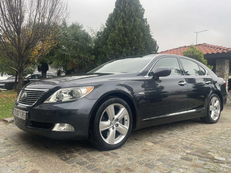 Lexus LS 460