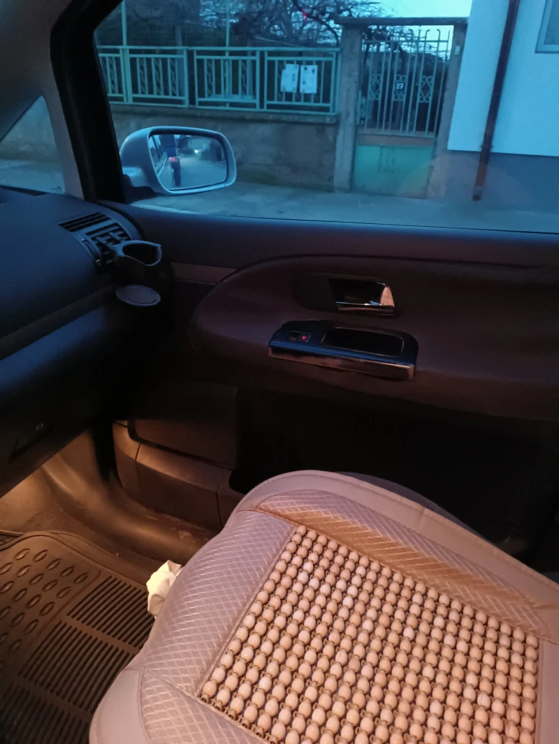 VW Sharan 1.9 TDI 116к, снимка 11 - Автомобили и джипове - 52694822