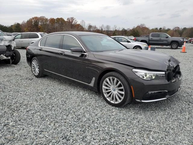 BMW 740 Li* Harman/Kardon* Head-up, снимка 1 - Автомобили и джипове - 48615955