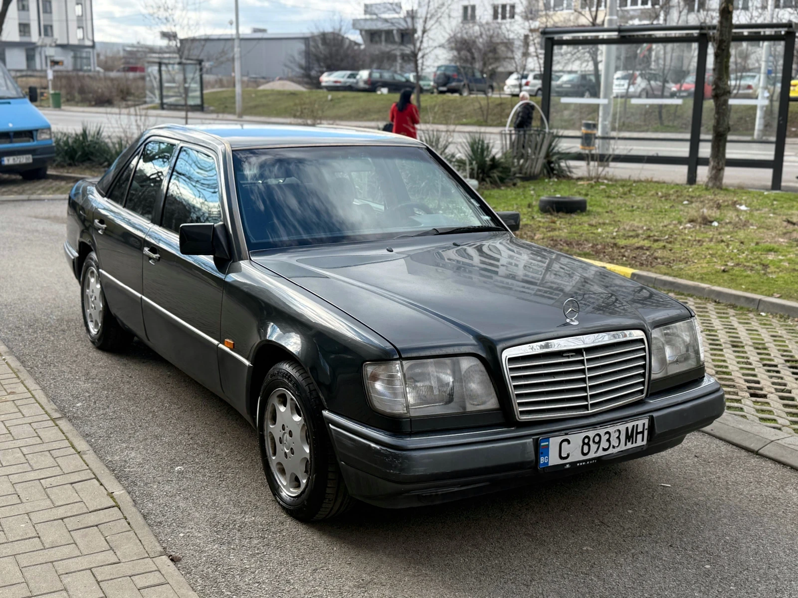Mercedes-Benz 124 E200