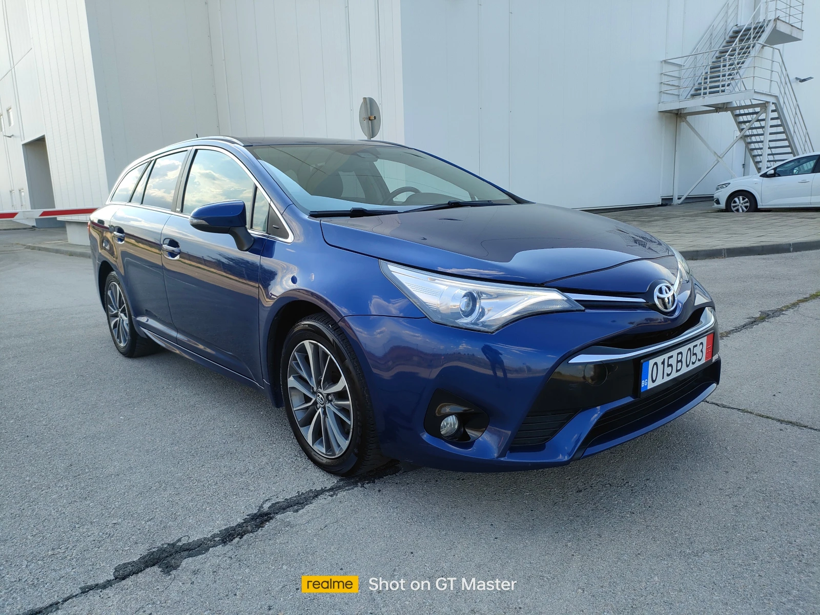 Toyota Avensis 2.0d4d-143кс. - изображение 6