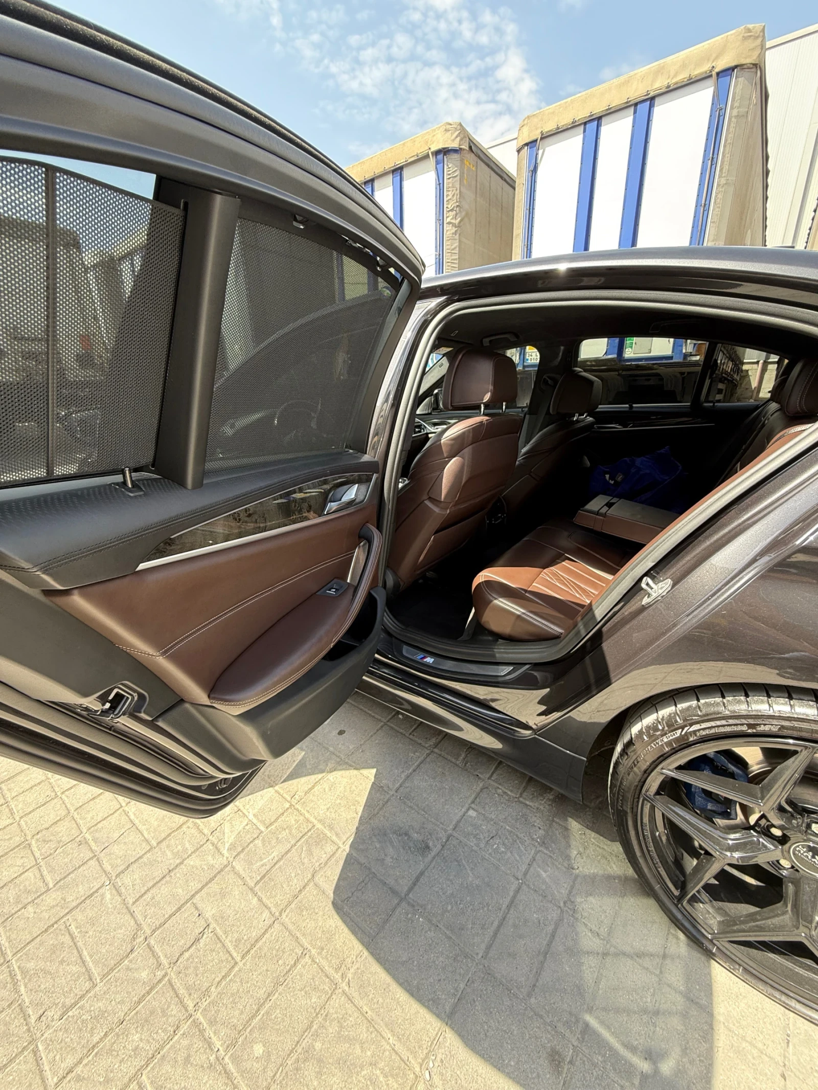 BMW 550 G30 550i xDrive  - изображение 7