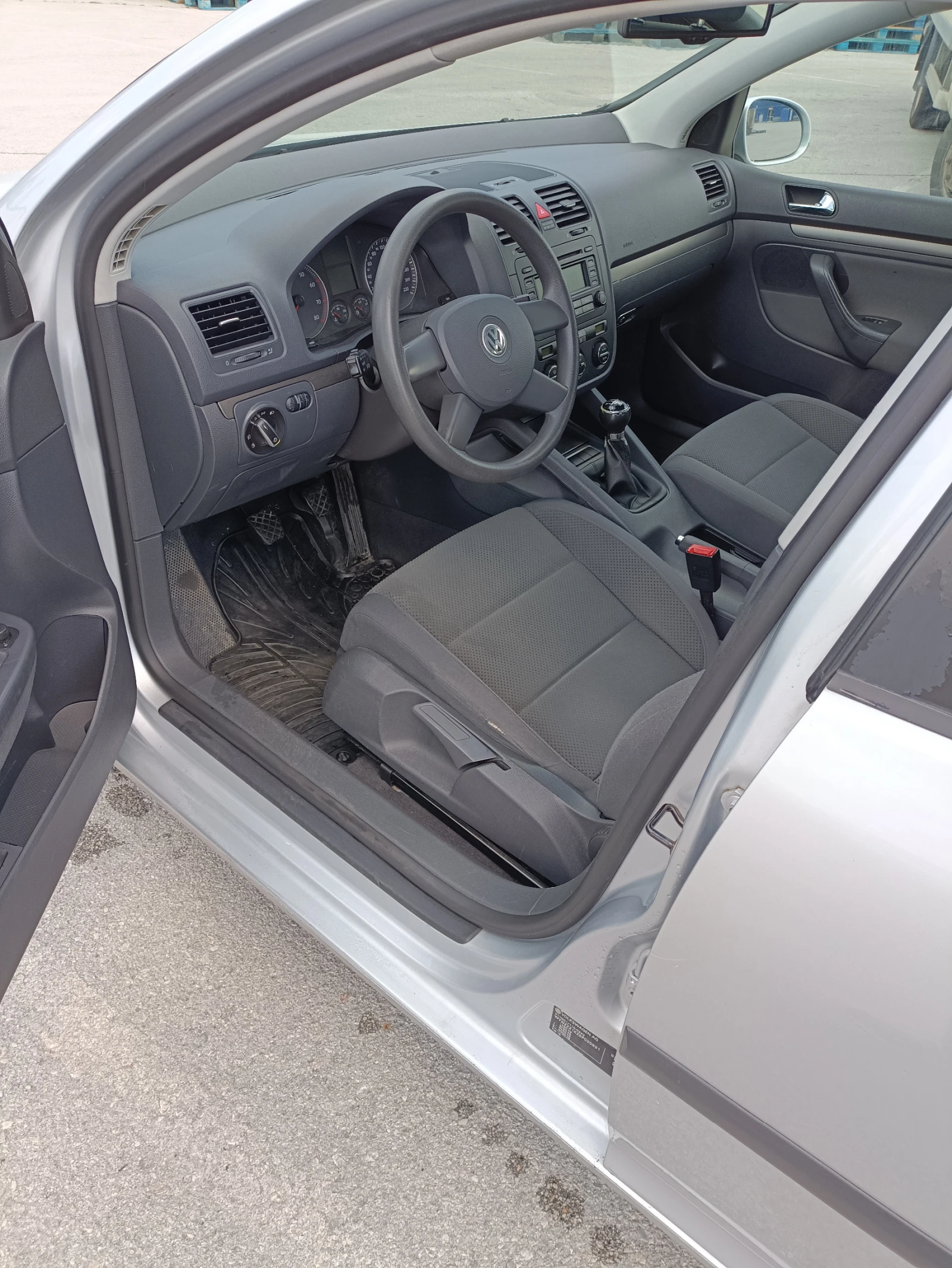 VW Golf  - изображение 10