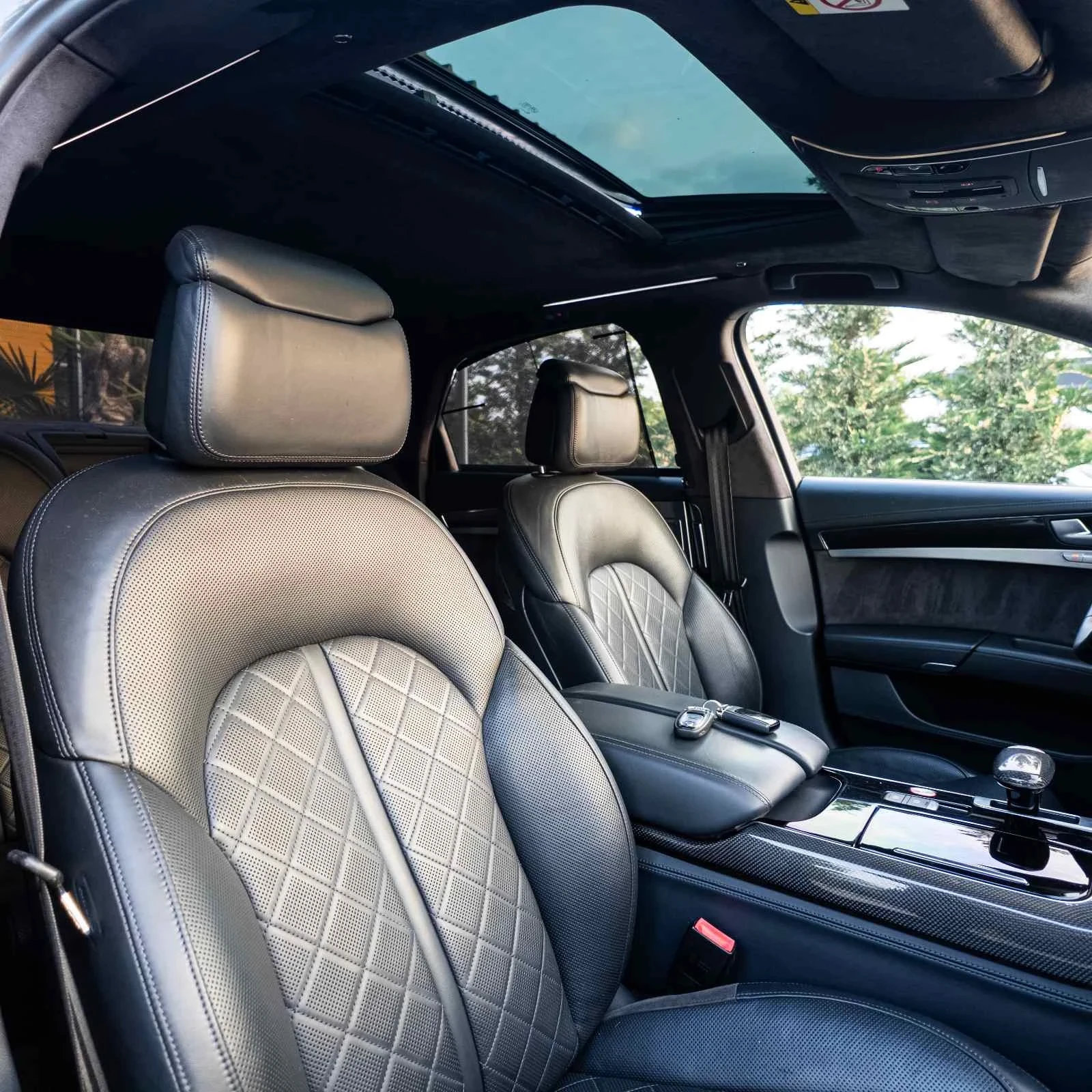 Audi S8 PLUS CARBON CERAMIC 700HP+ + MATRIX B&O  100 | Mobile.bg   15