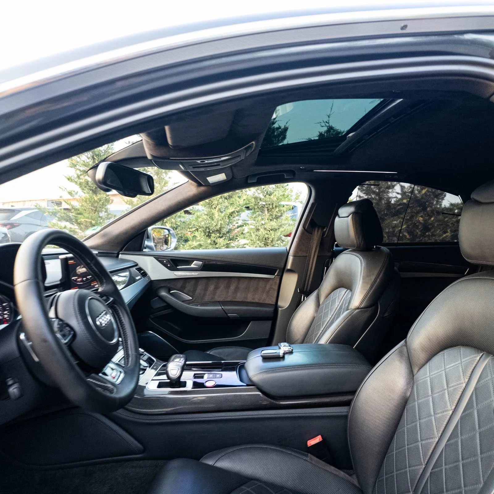 Audi S8 PLUS CARBON CERAMIC 700HP+ + MATRIX B&O  100 | Mobile.bg   13