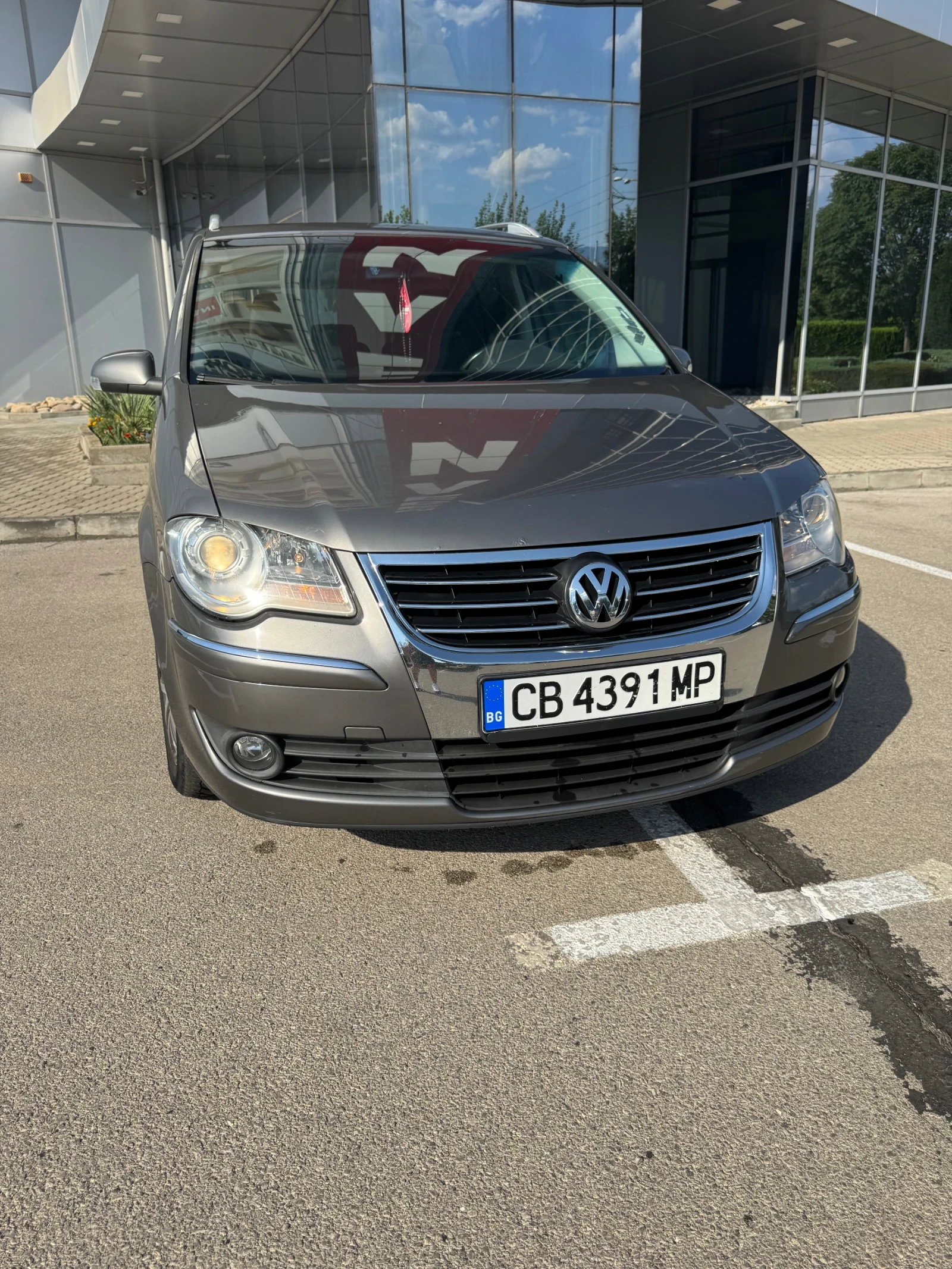VW Touran 1.4 TSI - изображение 2