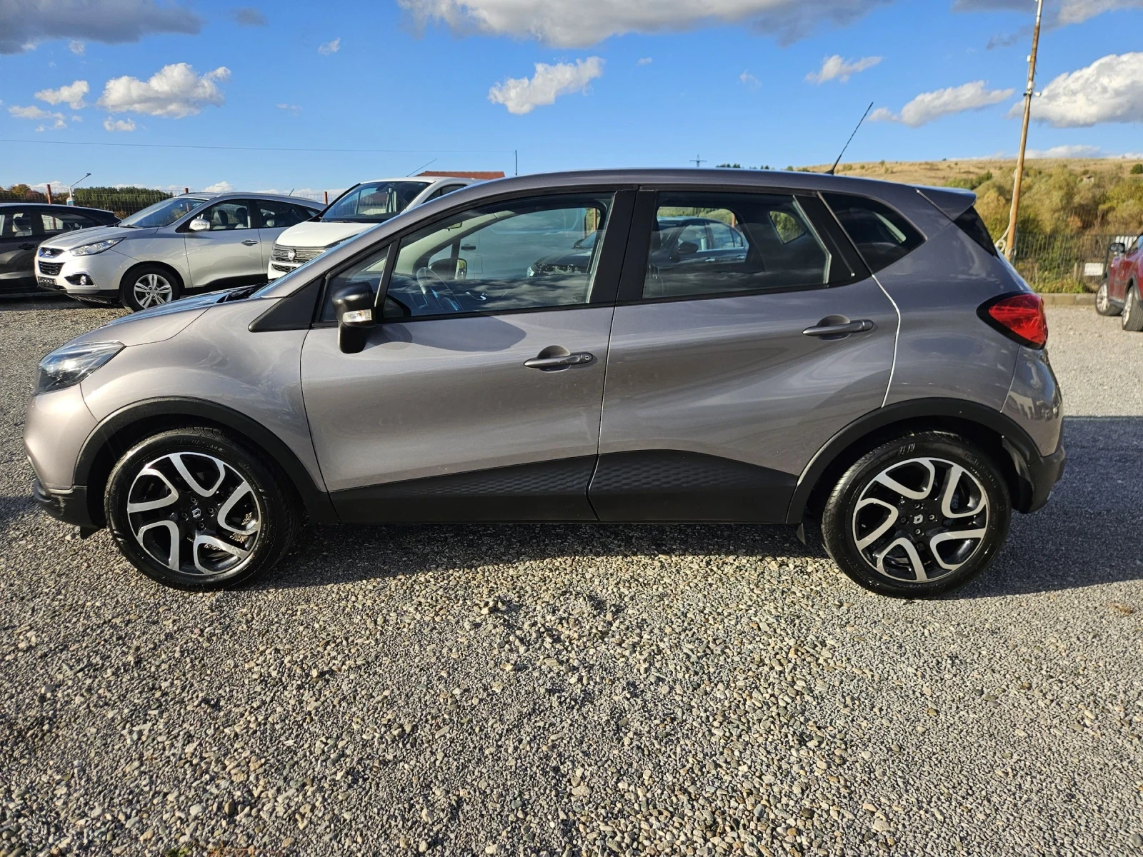 Renault Captur 1.5 DCI  | Mobile.bg — изображение 8