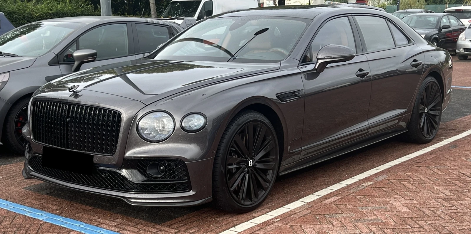 Bentley Flying Spur 6.0 W12, снимка 3 - Автомобили и джипове - 53721843