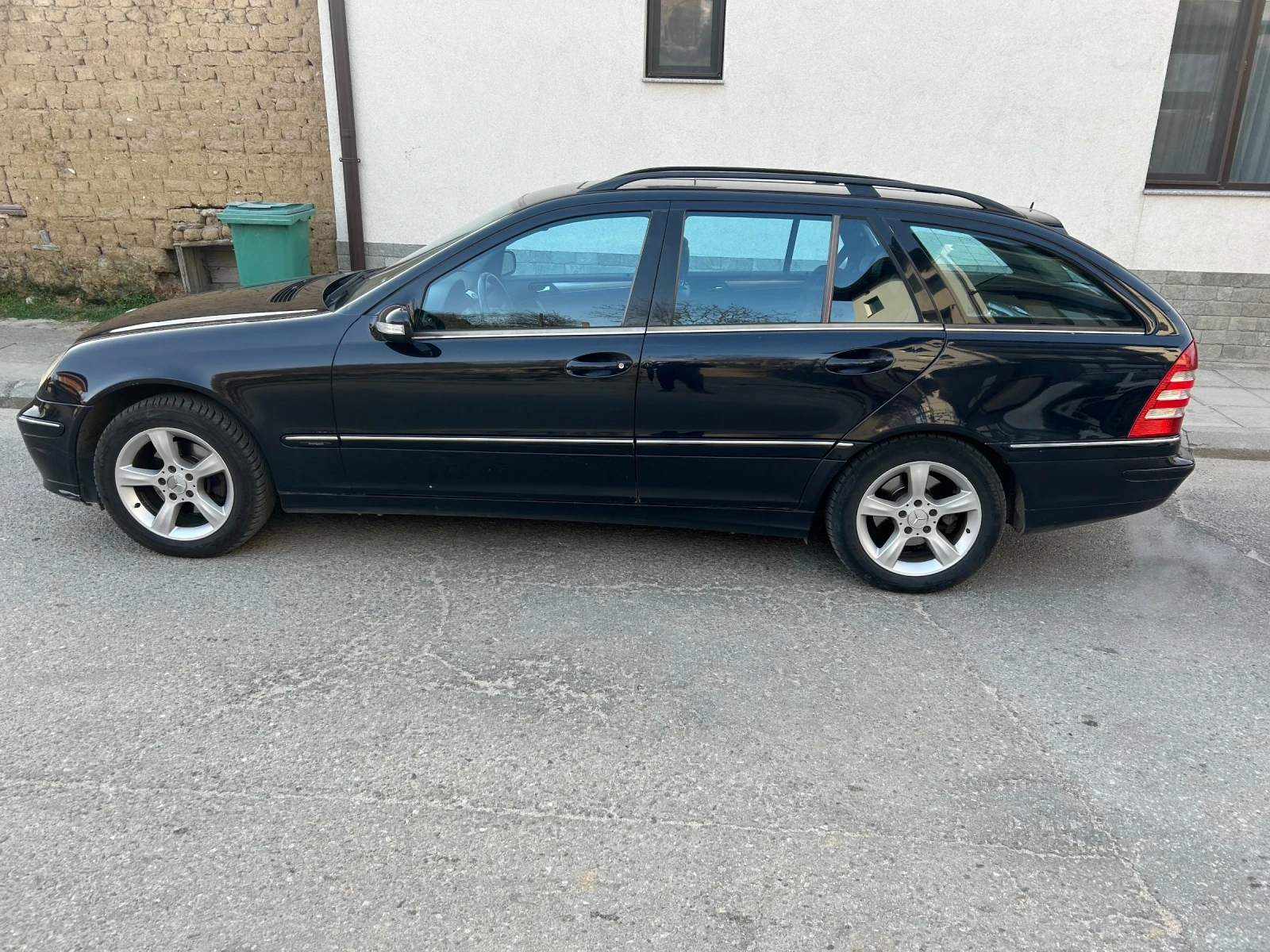 Mercedes-Benz C 180 Kompressor LPG, снимка 4 - Автомобили и джипове - 53908581