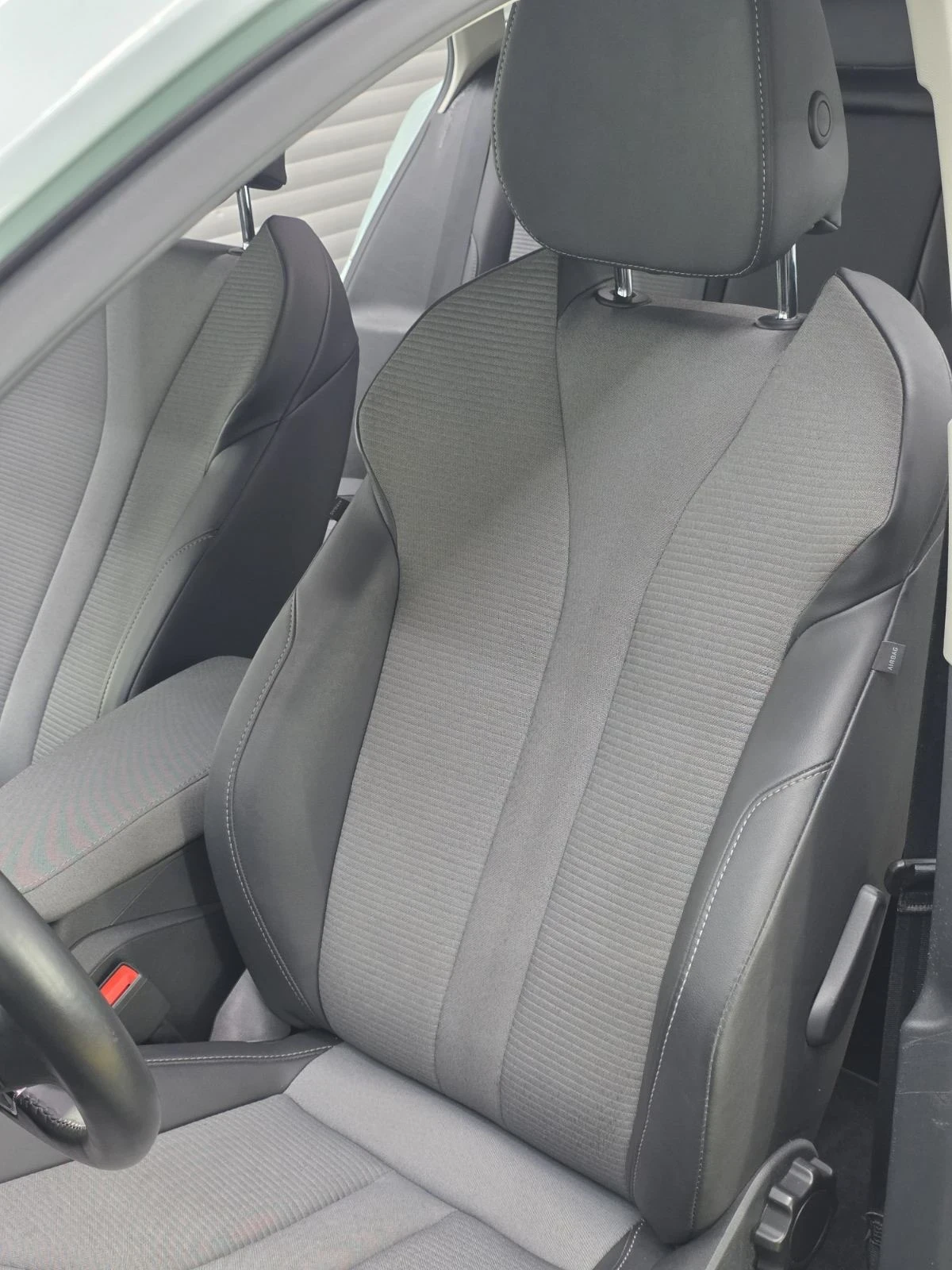 Skoda Enyaq 60iV, снимка 15 - Автомобили и джипове - 53973260