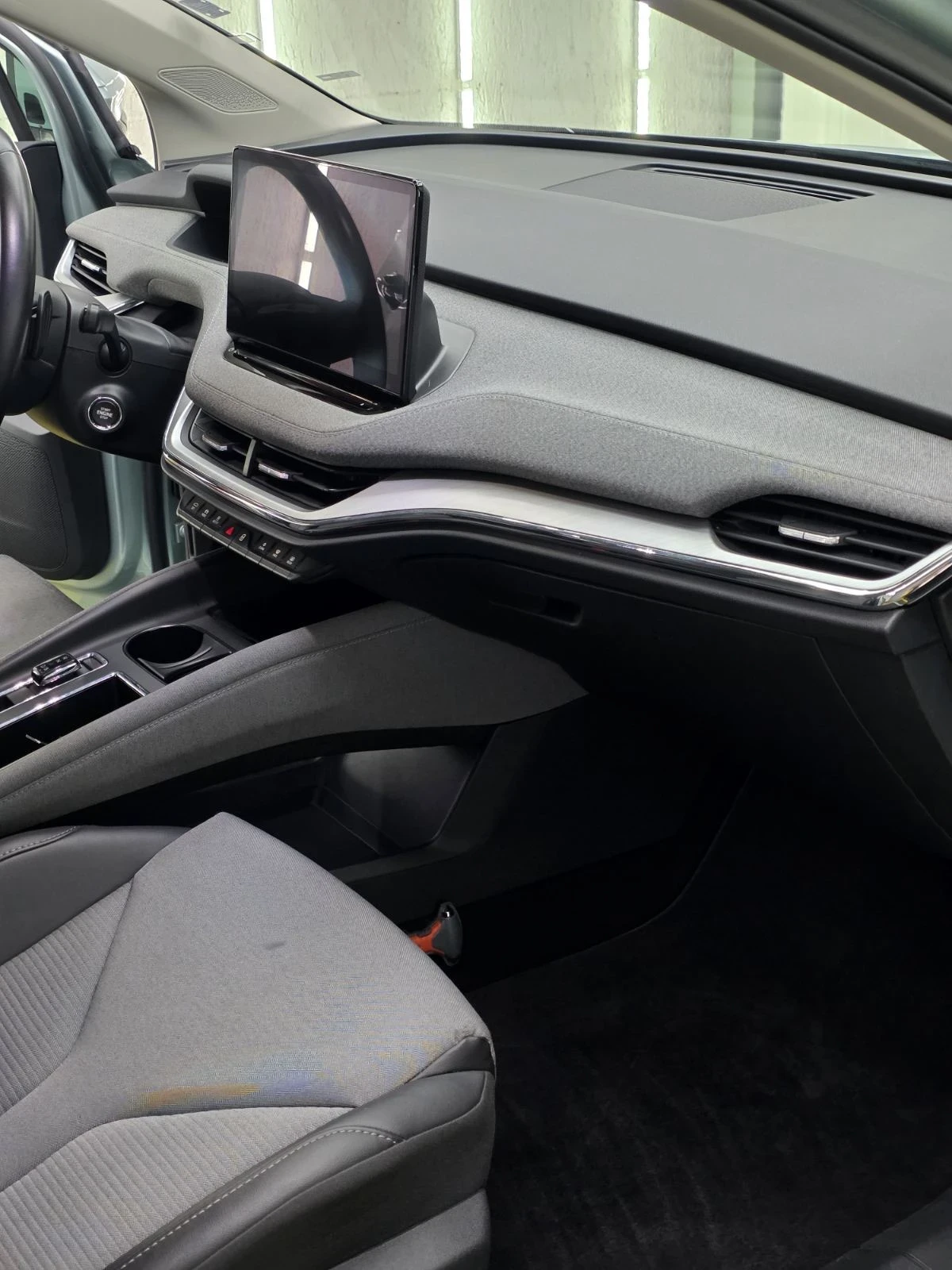 Skoda Enyaq 60iV, снимка 11 - Автомобили и джипове - 53973260