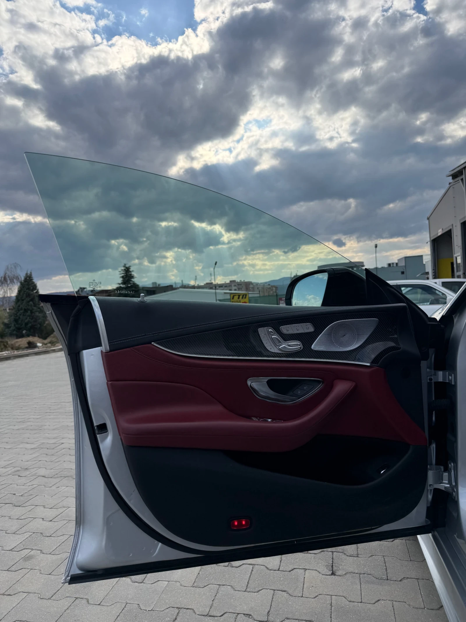 Mercedes-Benz CLS 450 4 matic AMG, снимка 8 - Автомобили и джипове - 53987399