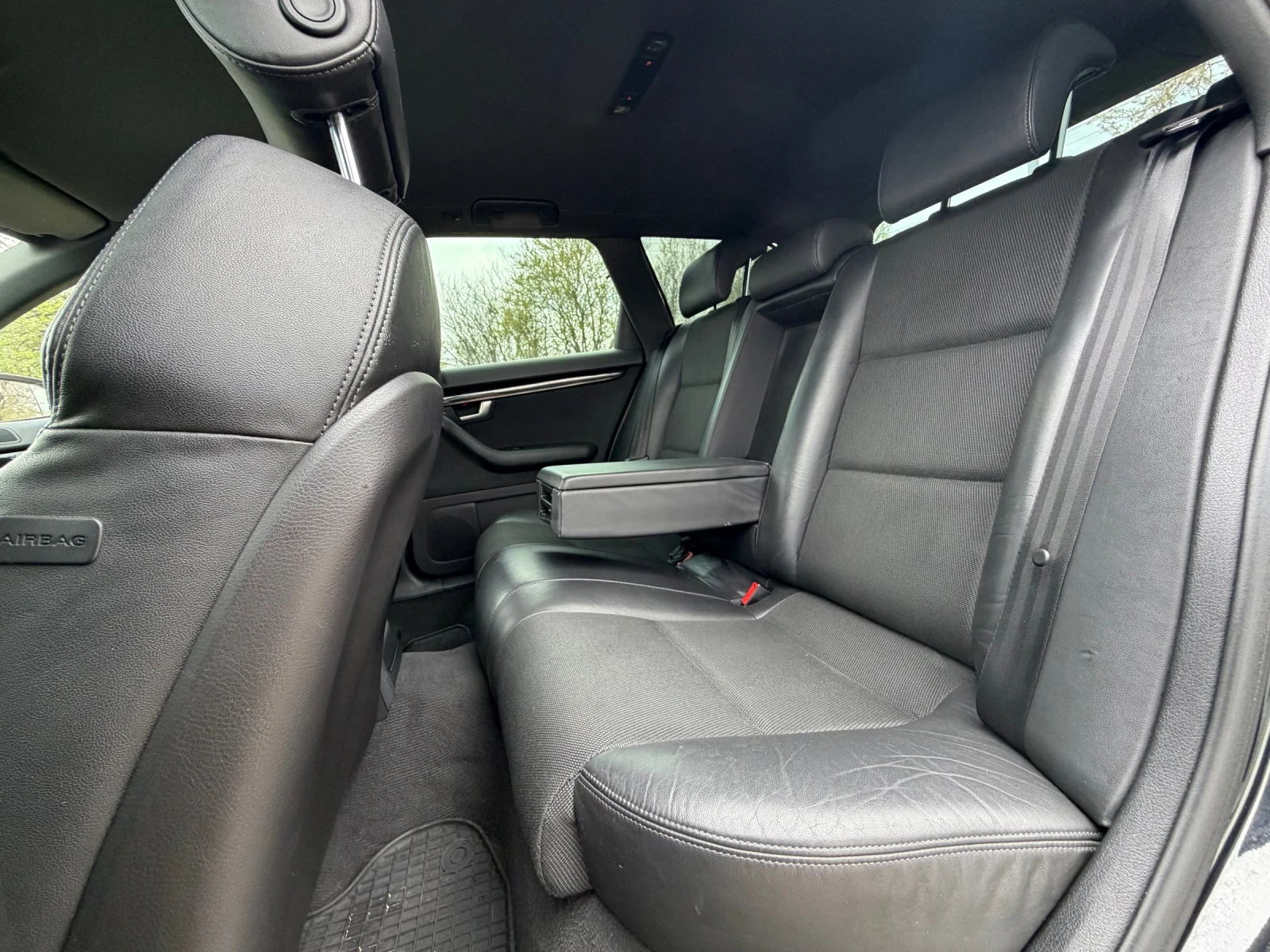 Audi A4 2.0TDI, снимка 8 - Автомобили и джипове - 54265015