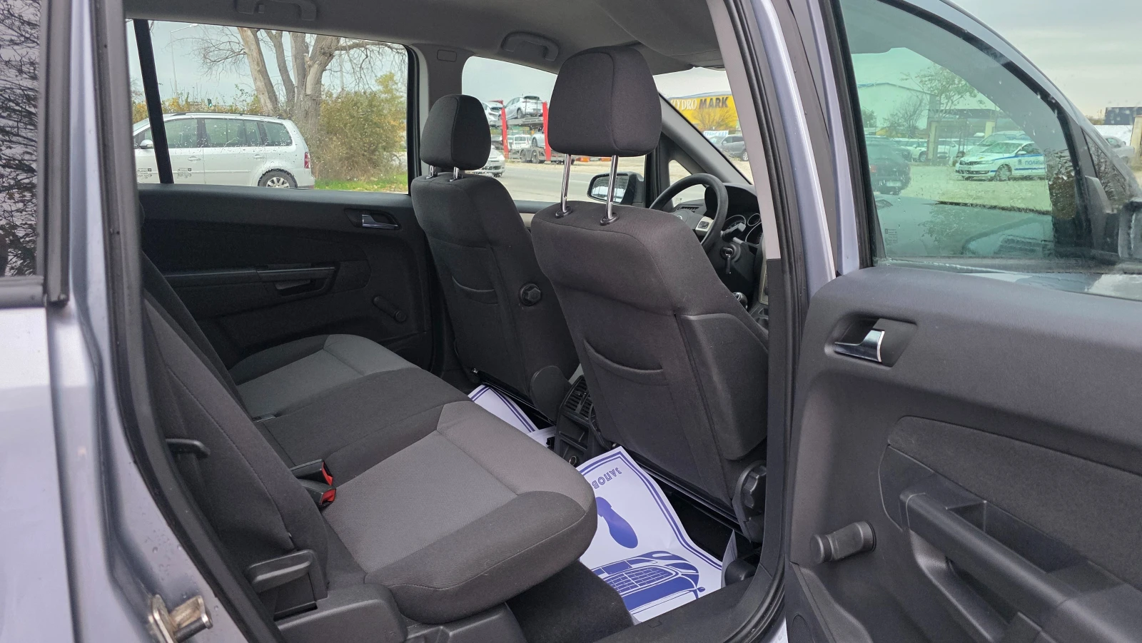 Opel Zafira БЕЗУПРЕЧЕН, снимка 10 - Автомобили и джипове - 54459160