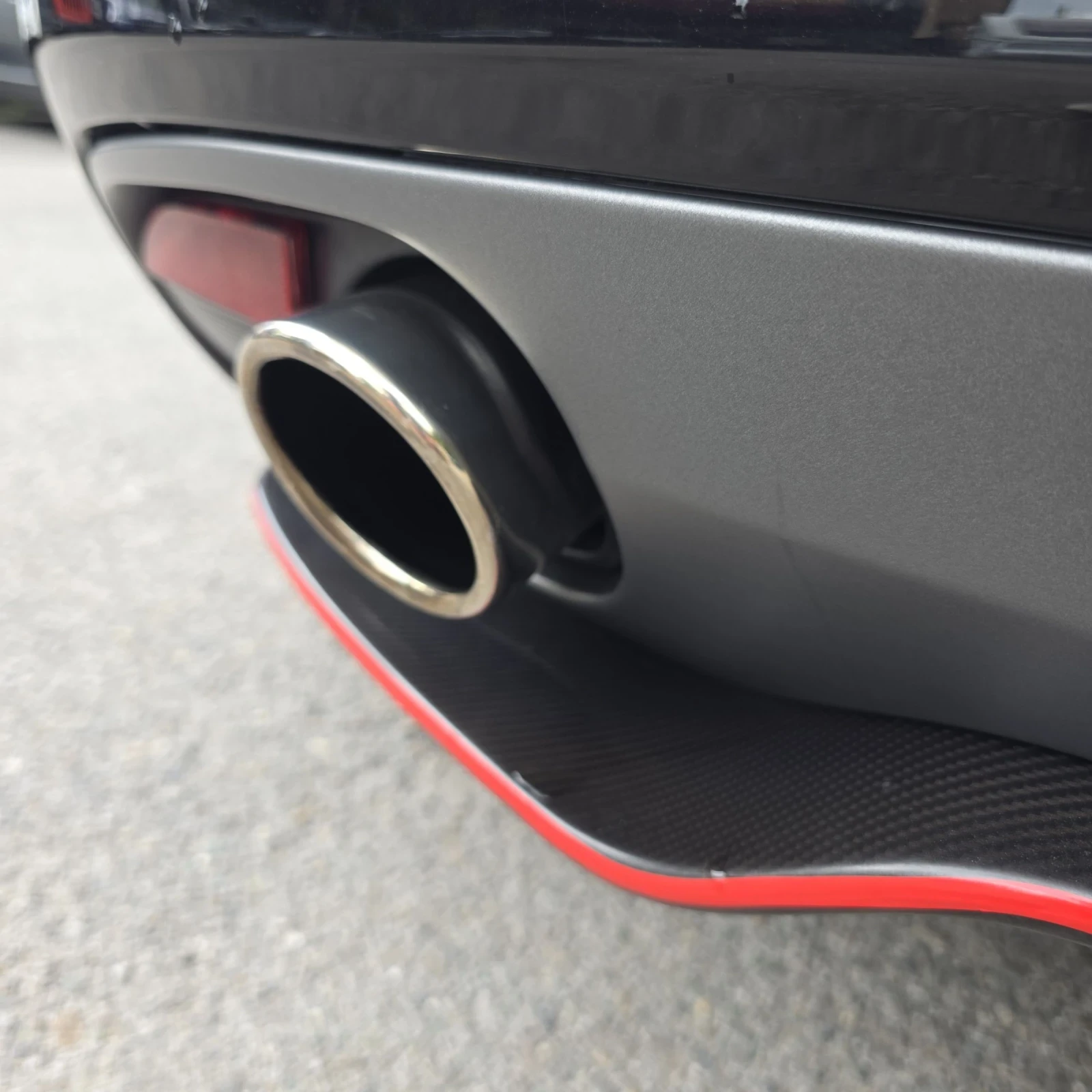 Aston Martin Db9 6.0 V12/Carbon/Ceramic/B&O, снимка 8 - Автомобили и джипове - 54994632