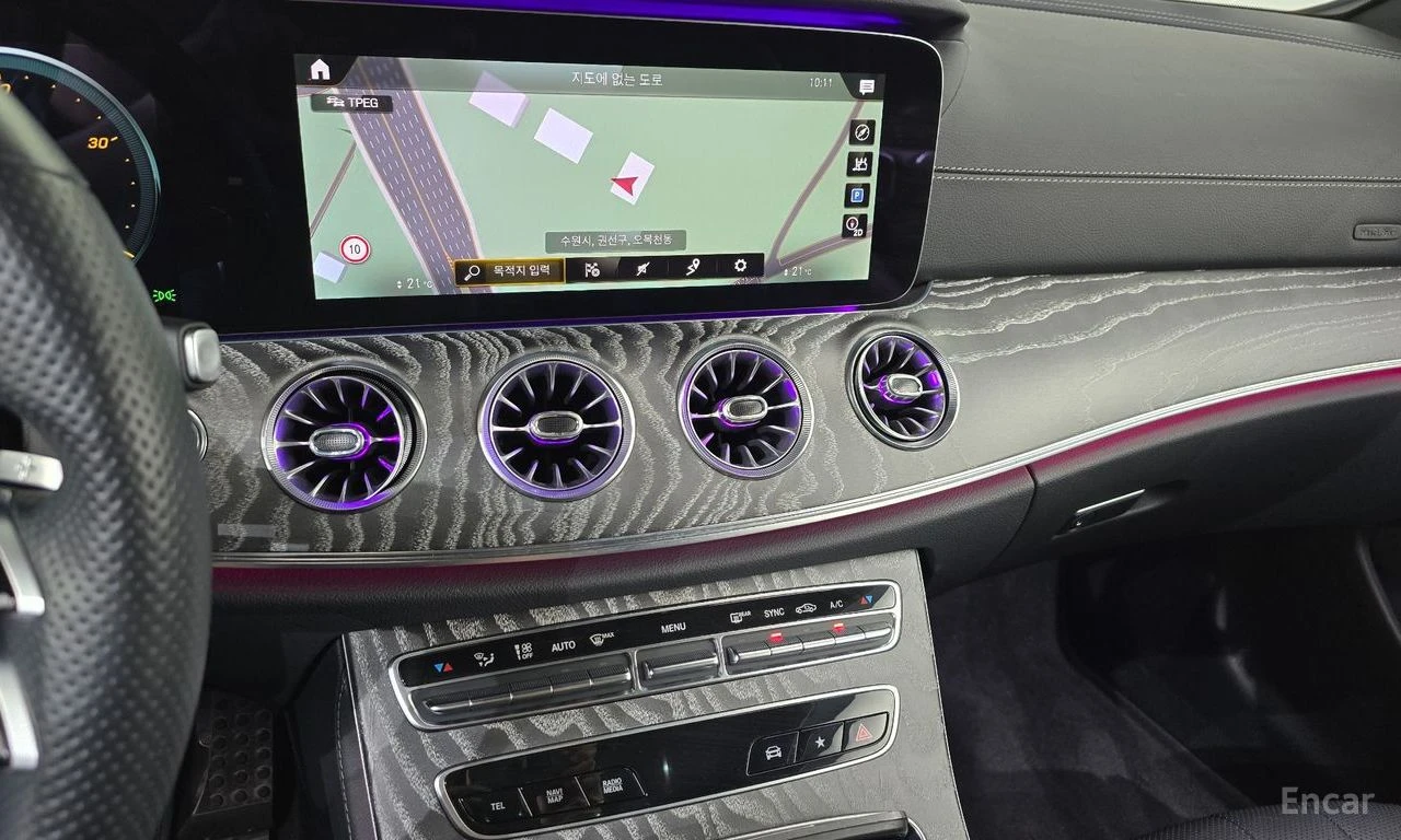 Mercedes-Benz E 450 4MATIC Coupe* AMG PACK* DISTRONIC* BURMESTER* 360*, снимка 12 - Автомобили и джипове - 55046327