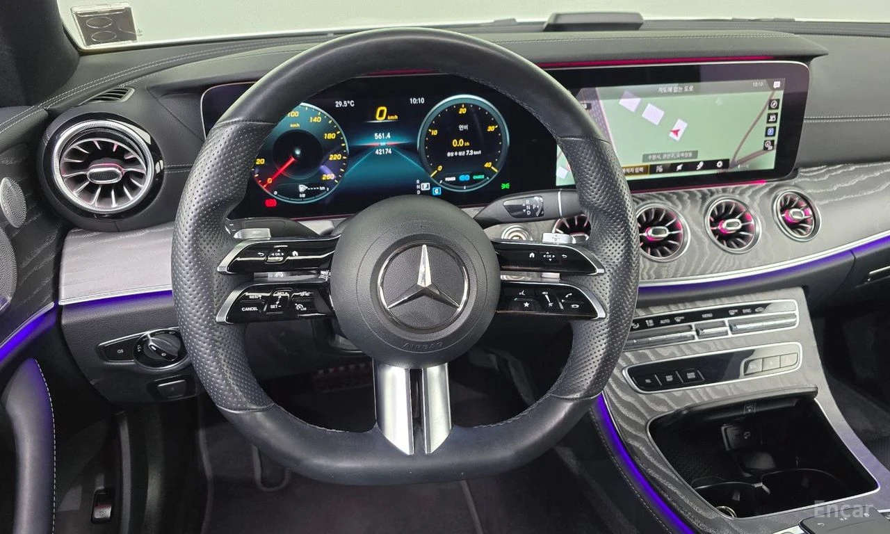 Mercedes-Benz E 450 4MATIC Coupe* AMG PACK* DISTRONIC* BURMESTER* 360*, снимка 9 - Автомобили и джипове - 55046327