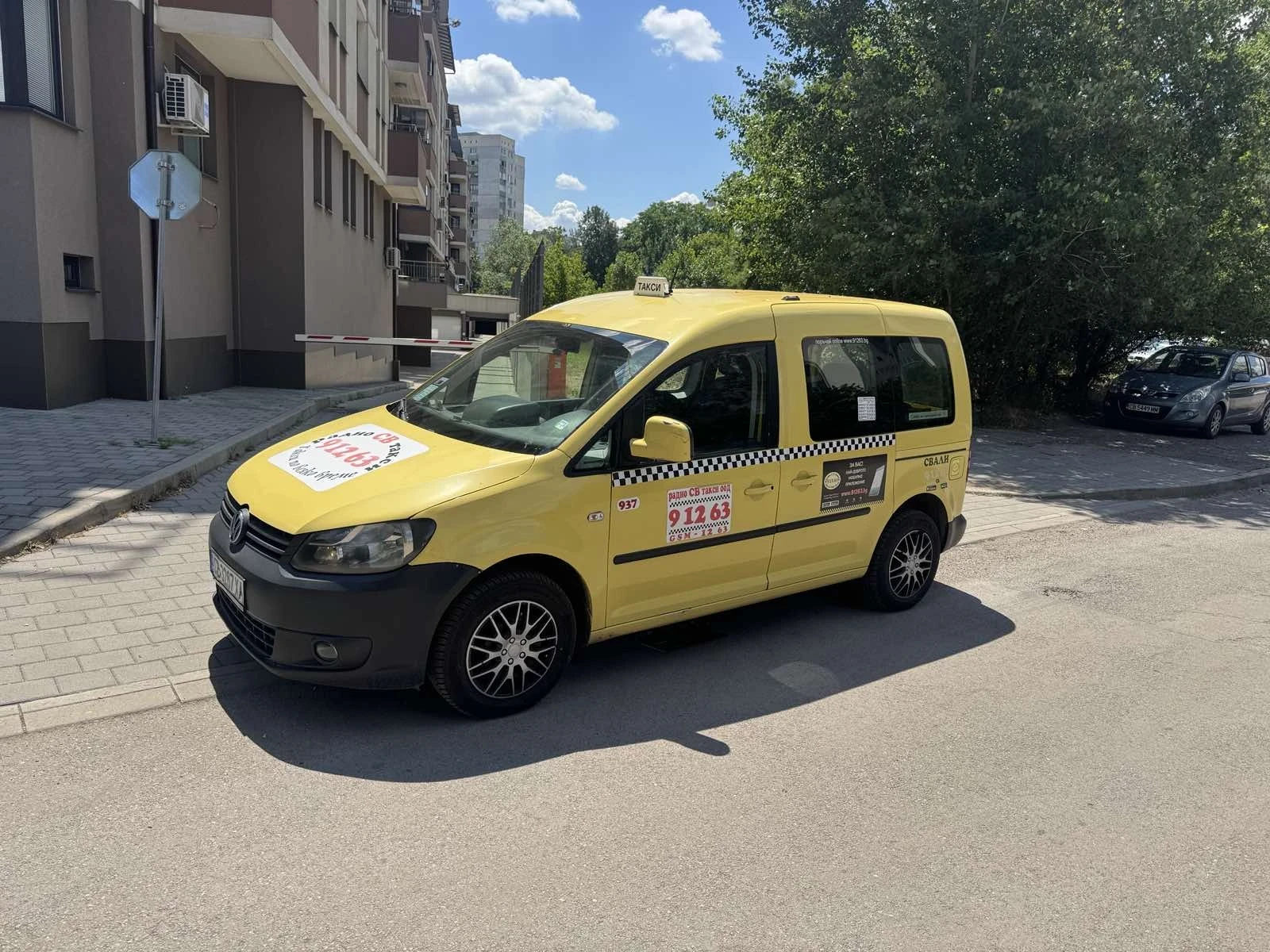 VW Caddy 1.4 Метан, снимка 2 - Автомобили и джипове - 55186113
