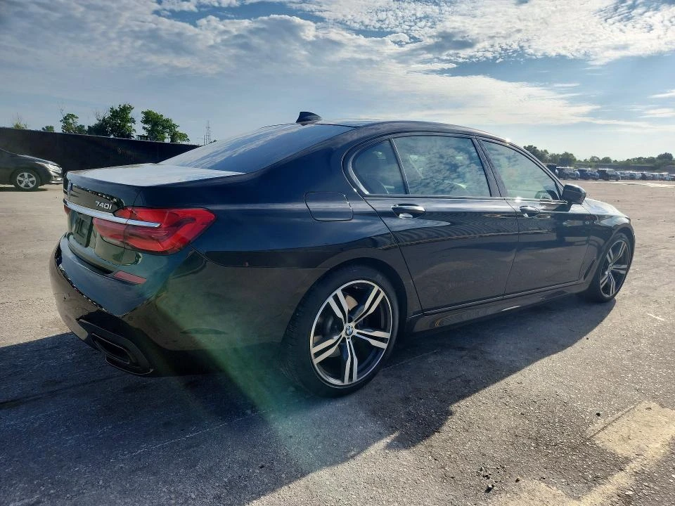 BMW 740 M PACK| B58| HARMAN| HUD| DISTRONIC, снимка 6 - Автомобили и джипове - 55268047
