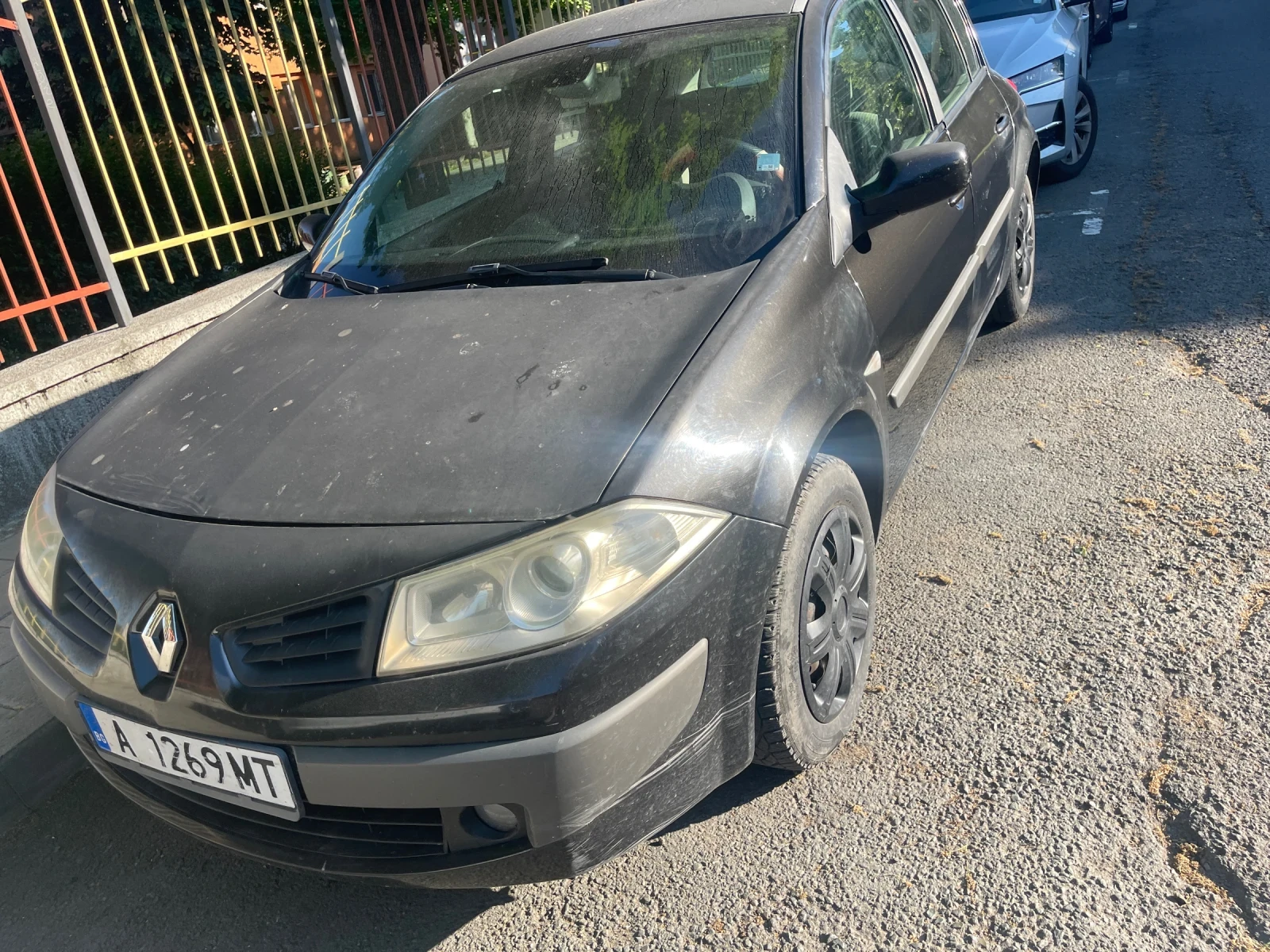 Renault Megane 1.6 16, снимка 10 - Автомобили и джипове - 55373538