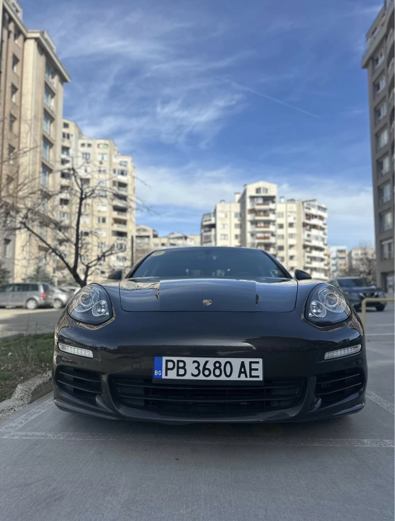 Porsche Panamera S - Спешно