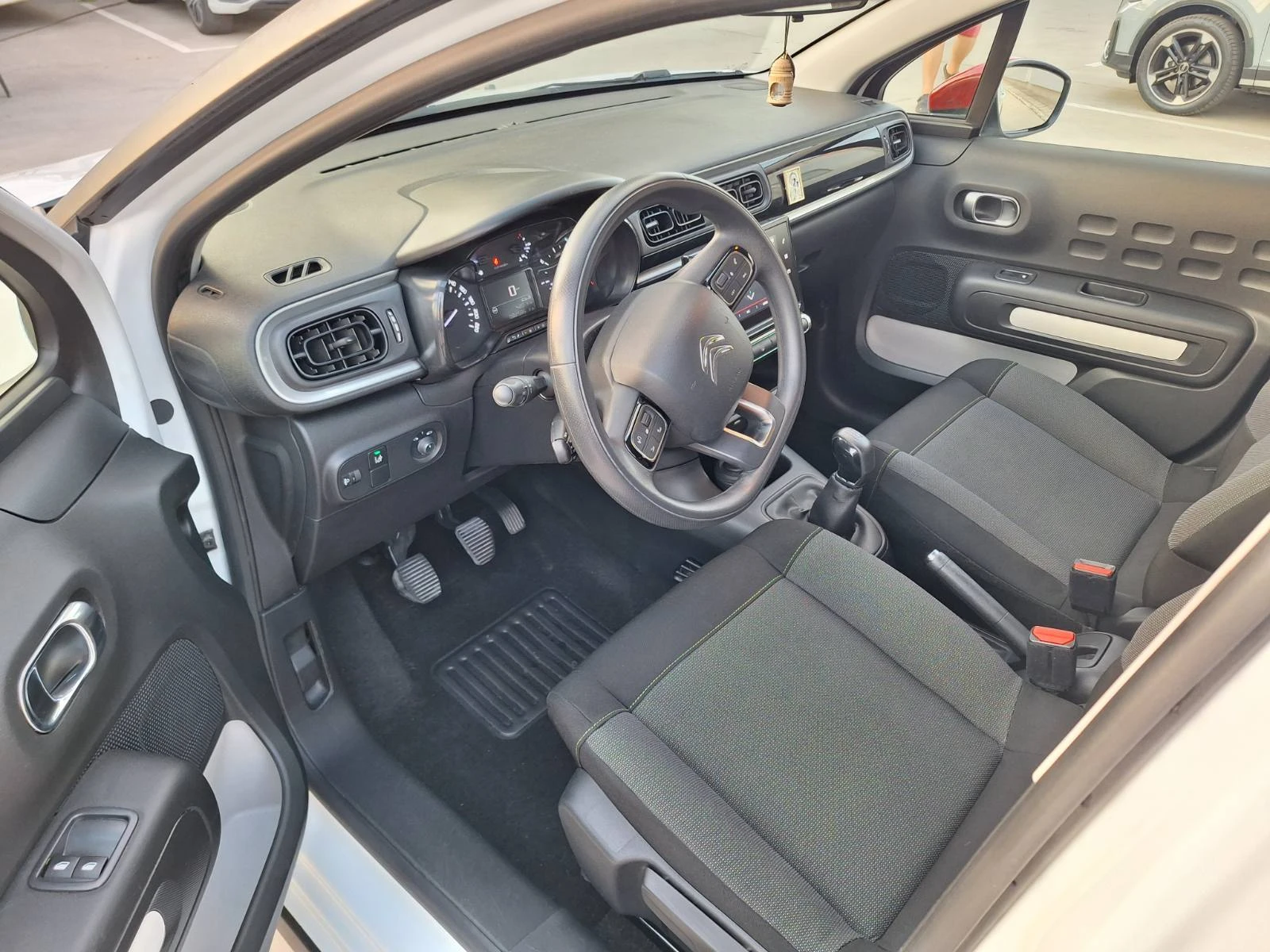 Citroen C3 1.2 PURETECH, снимка 11 - Автомобили и джипове - 55768250