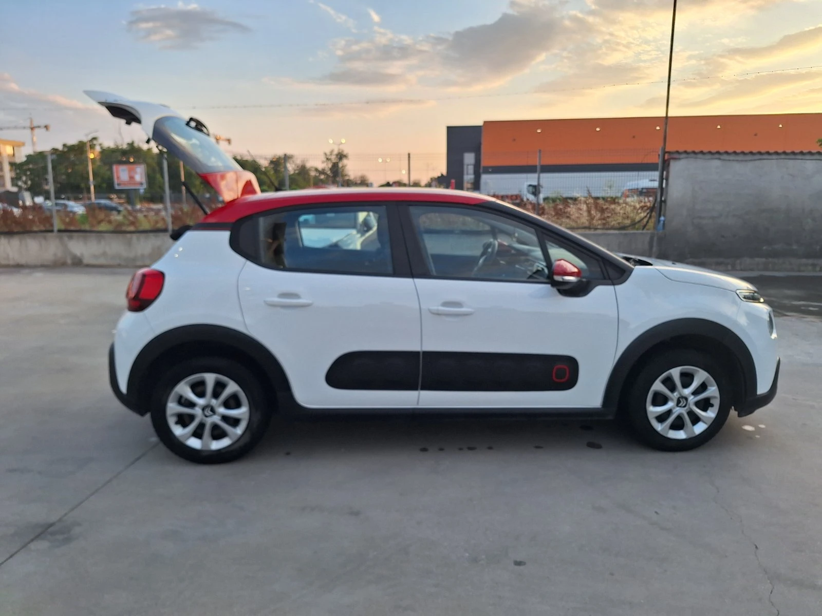 Citroen C3 1.2 PURETECH, снимка 4 - Автомобили и джипове - 55768250