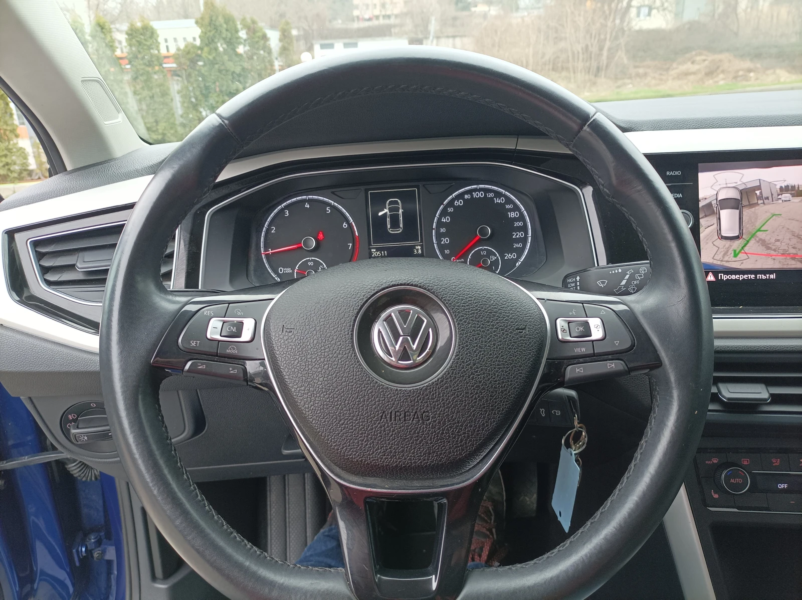 VW Polo Highline БЕНЗИН 6 СКОРОСТИ 20000км 115КС 2020г, снимка 6 - Автомобили и джипове - 56005606