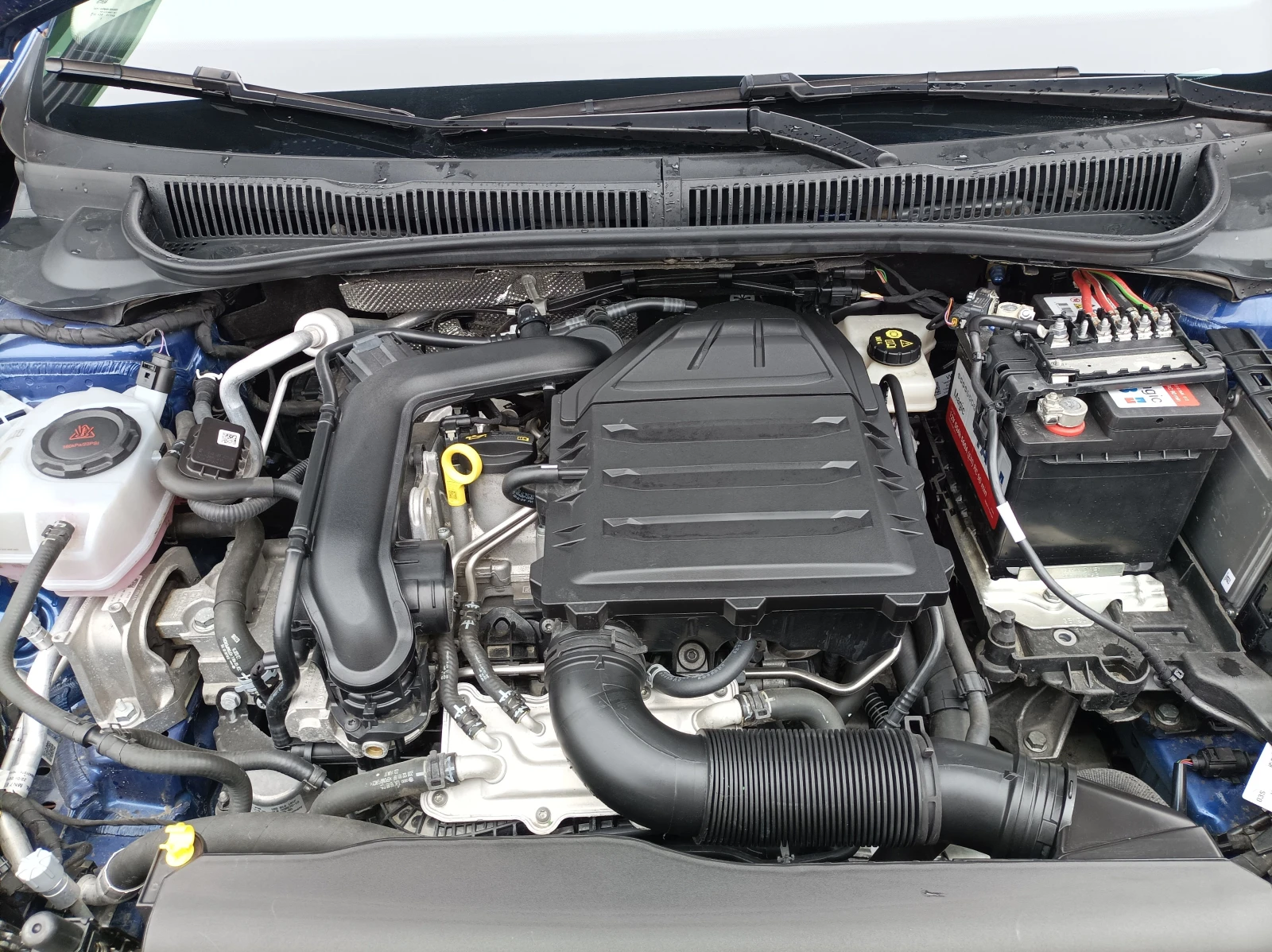 VW Polo Highline БЕНЗИН 6 СКОРОСТИ 20000км 115КС 2020г, снимка 10 - Автомобили и джипове - 56005606