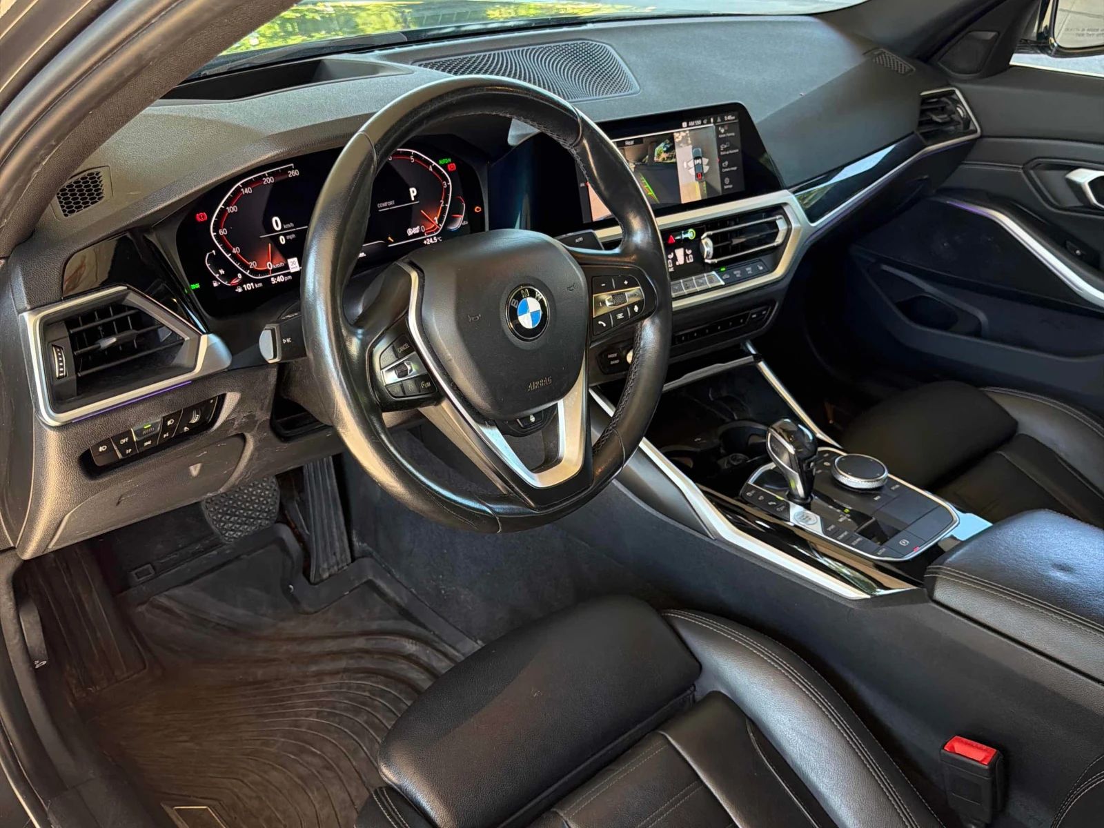 BMW 330 / xDrive / 360 CAMERA / HEAD-UP / AMBIENT, снимка 7 - Автомобили и джипове - 56137105