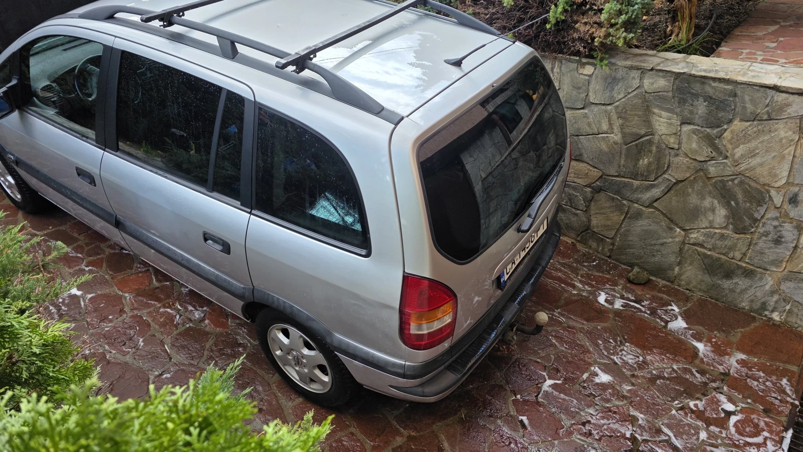 Opel Zafira 1.8 бензин, снимка 3 - Автомобили и джипове - 56233547