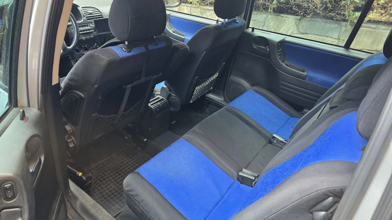 Opel Zafira 1.8 бензин, снимка 6 - Автомобили и джипове - 56233547