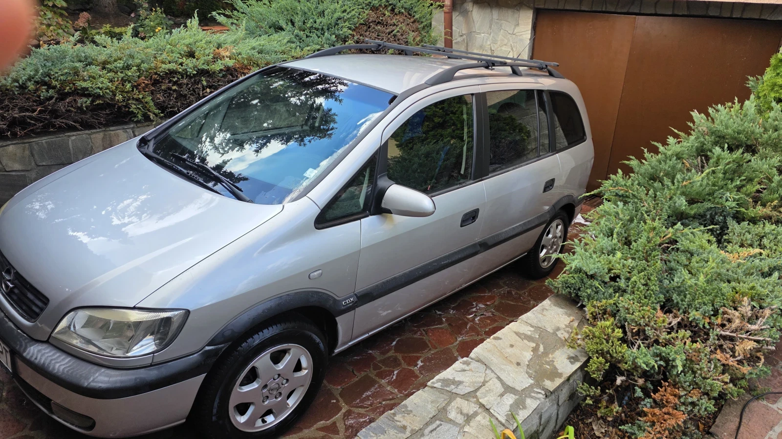 Opel Zafira 1.8 бензин