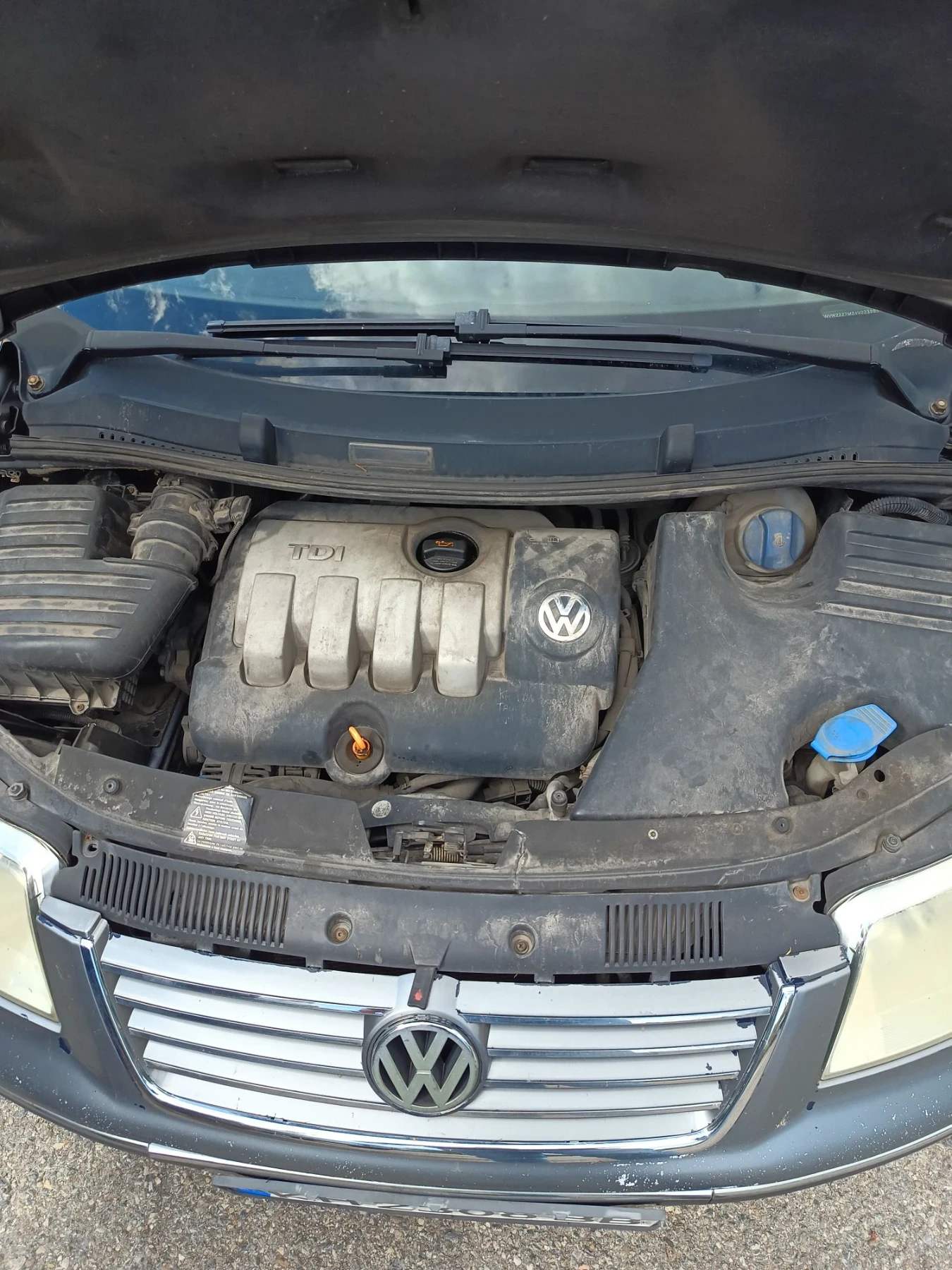 VW Sharan 1.9, снимка 8 - Автомобили и джипове - 56254977