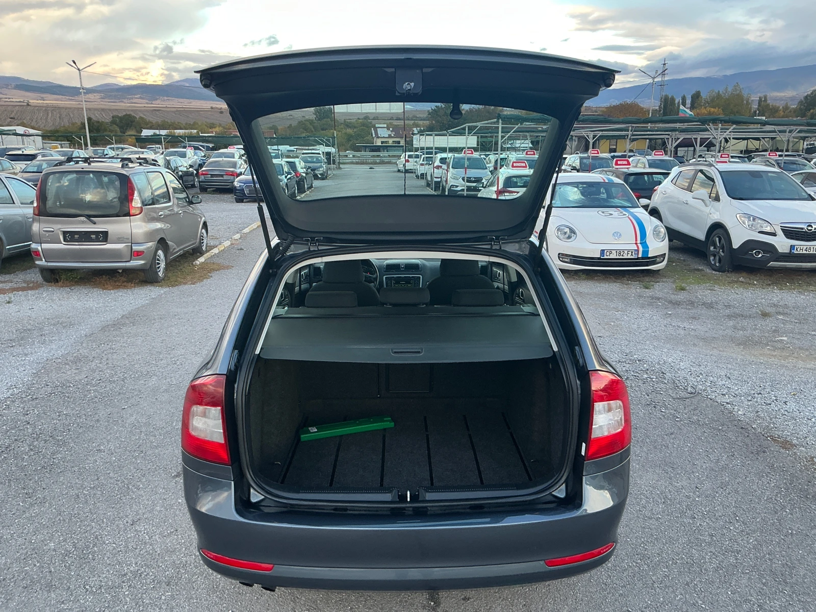 Skoda Octavia 1.9 TDI, снимка 10 - Автомобили и джипове - 56535055