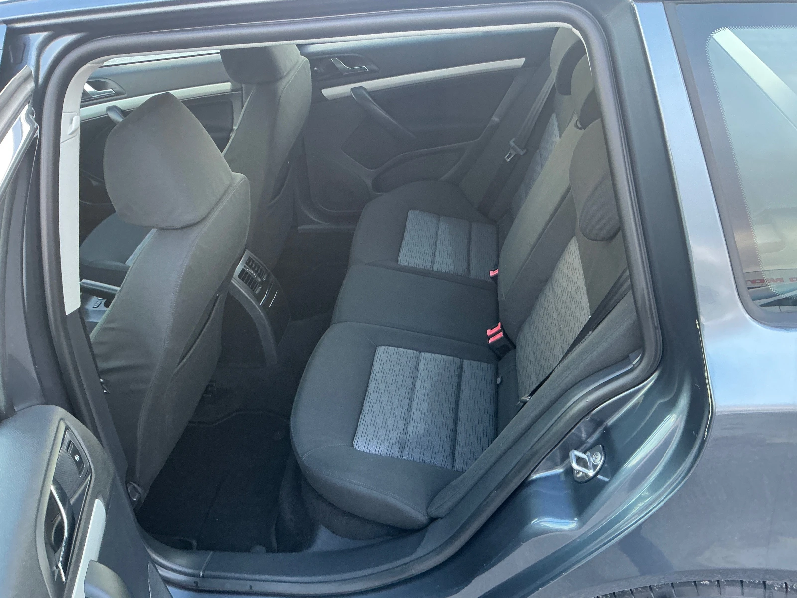 Skoda Octavia 1.9 TDI, снимка 15 - Автомобили и джипове - 56535055