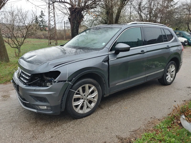 VW Tiguan ALLSPACE 2.0 TDI, снимка 4 - Автомобили и джипове - 52270380