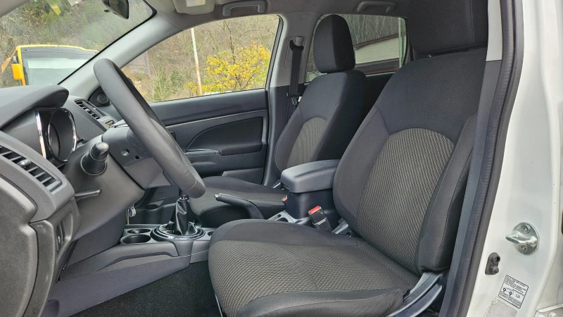 Mitsubishi ASX 1.6 GAZ/NAVIG/FACELIFT/KLIMATIK, снимка 12 - Автомобили и джипове - 48372308