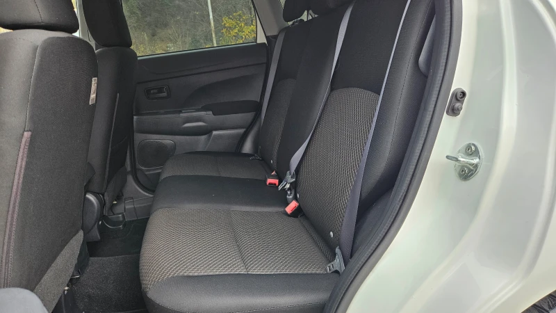 Mitsubishi ASX 1.6 GAZ/NAVIG/FACELIFT/KLIMATIK, снимка 14 - Автомобили и джипове - 48372308
