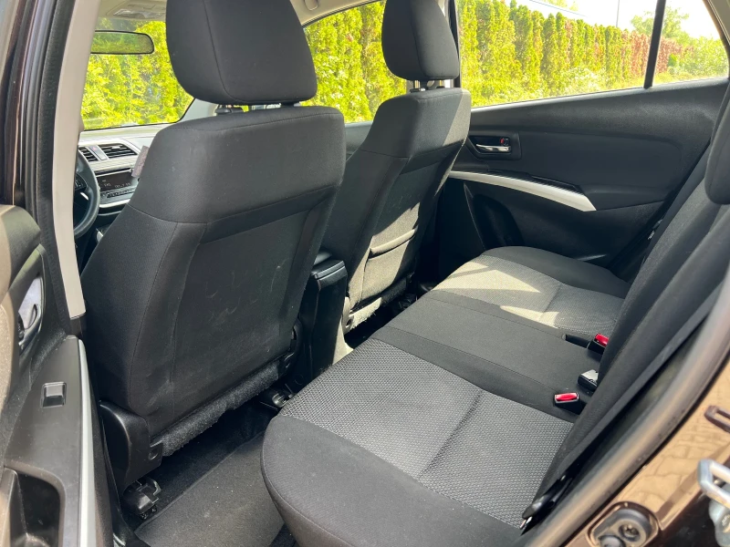 Suzuki SX4 S-Cross 1.6d-Лизинг през Уникредит по 250лв на месец , снимка 15 - Автомобили и джипове - 51667469