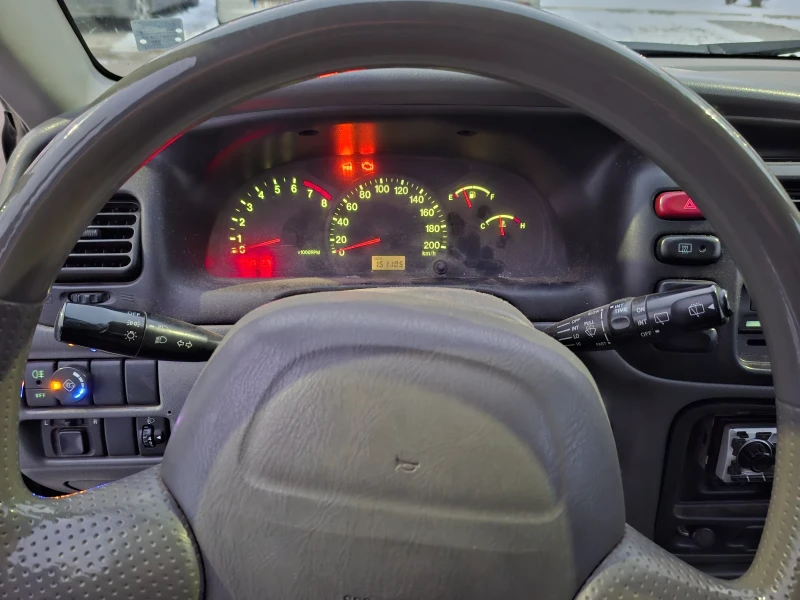 Suzuki Grand vitara 2.0 Газ/Бензин 128к.с, снимка 9 - Автомобили и джипове - 53038850