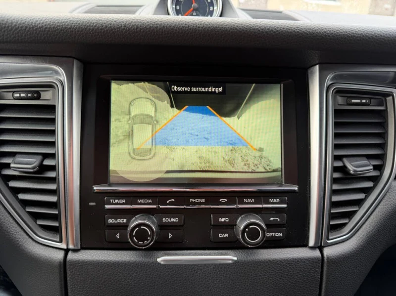 Porsche Macan, снимка 11 - Автомобили и джипове - 53430357
