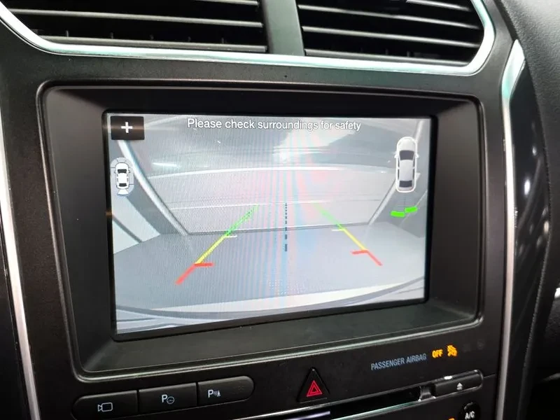 Ford Explorer 2.3 AWD, снимка 15 - Автомобили и джипове - 54351531