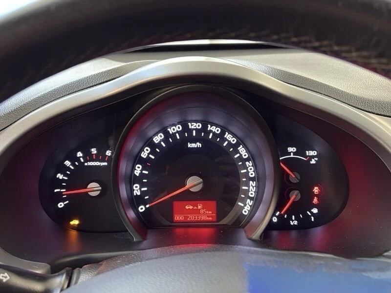 Kia Sportage 1.7crdi Очакван внос 2015Година!!, снимка 11 - Автомобили и джипове - 54860163