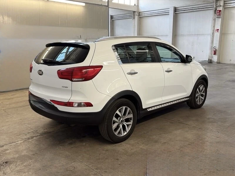 Kia Sportage 1.7crdi Очакван внос 2015Година!!, снимка 7 - Автомобили и джипове - 54860163